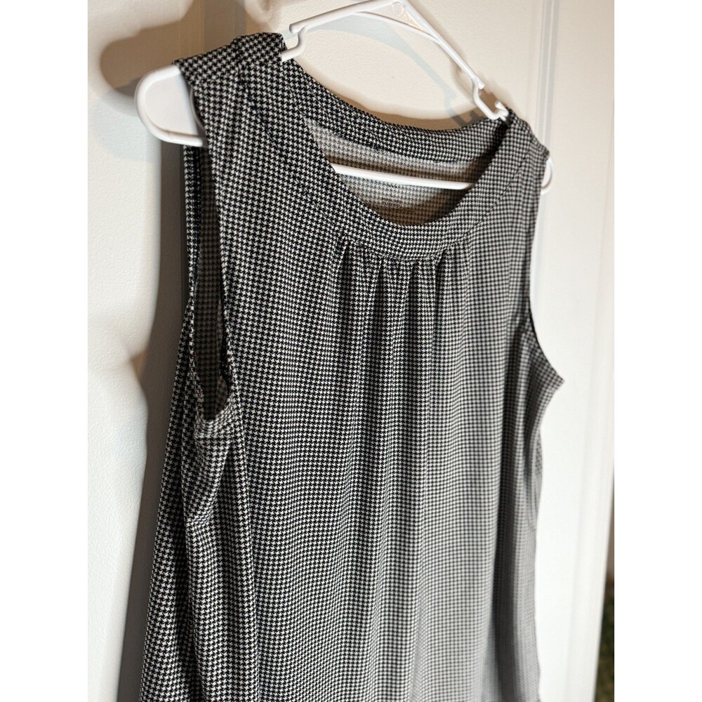 Talbots  Women's Houndstooth Black White Sleeveless Top Sz L houndstooth AL